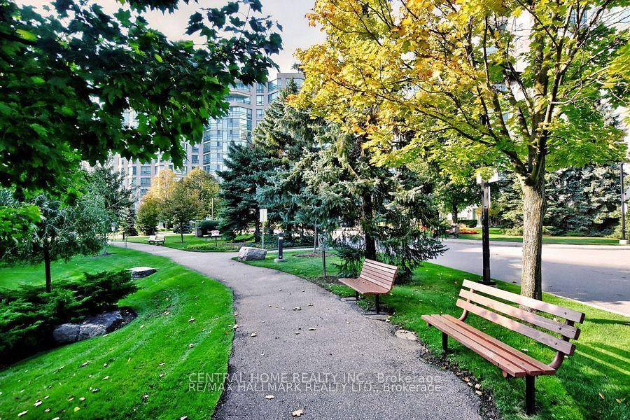 Photo 1 of Unit 502, 7825 Bayview Avenue, Markham, Aileen-Willowbrook — HOMEH