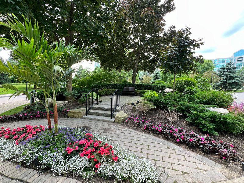 Photo 2 of Unit 502, 7825 Bayview Avenue, Markham, Aileen-Willowbrook — HOMEH