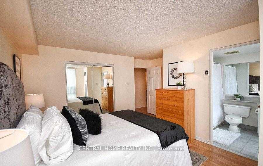 Photo 7 of Unit 502, 7825 Bayview Avenue, Markham, Aileen-Willowbrook — HOMEH
