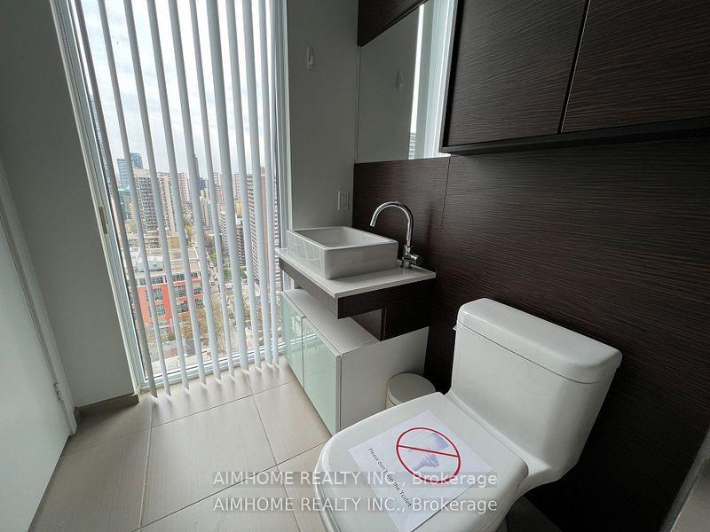 Photo 14 of Unit 2302, 75 St Nicholas Street, Toronto, Bay Street Corridor — HOMEH