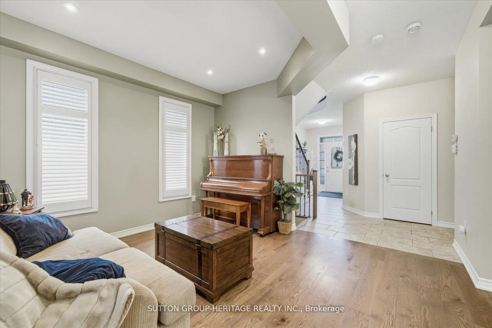 Photo 6 of 88 Roy Nichols Drive, Clarington, Courtice — HOMEH