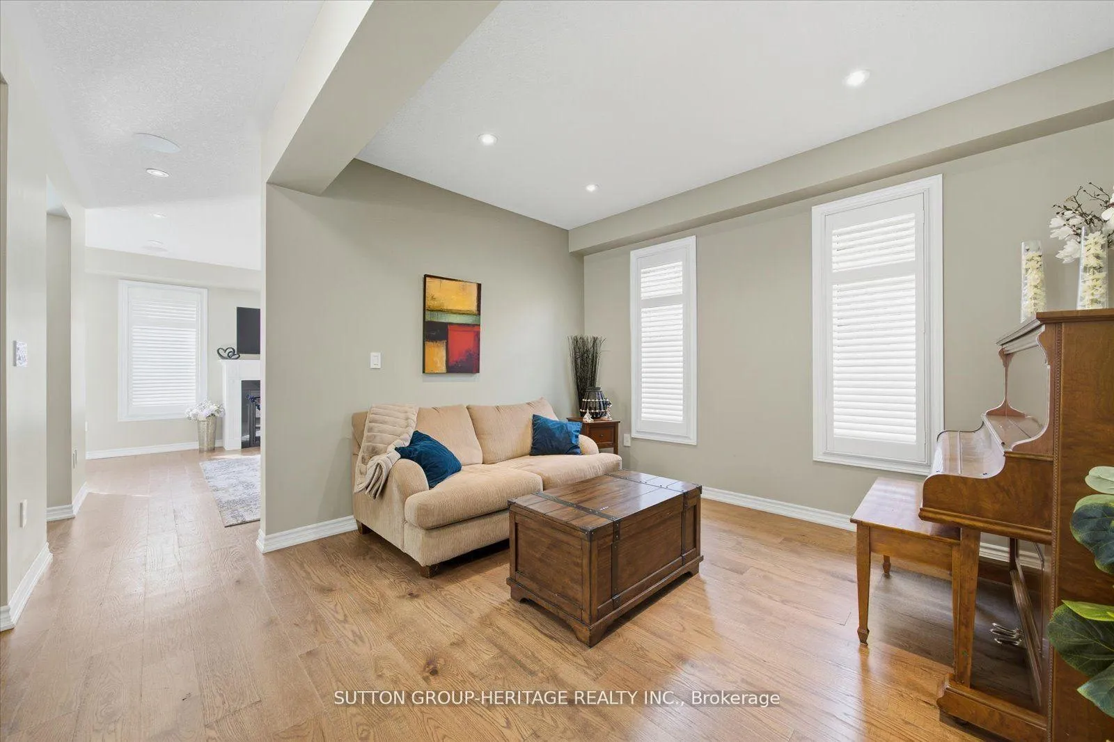 Photo 8 of 88 Roy Nichols Drive, Clarington, Courtice — HOMEH