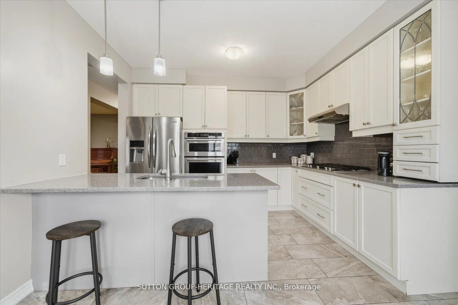 Photo 13 of 88 Roy Nichols Drive, Clarington, Courtice — HOMEH