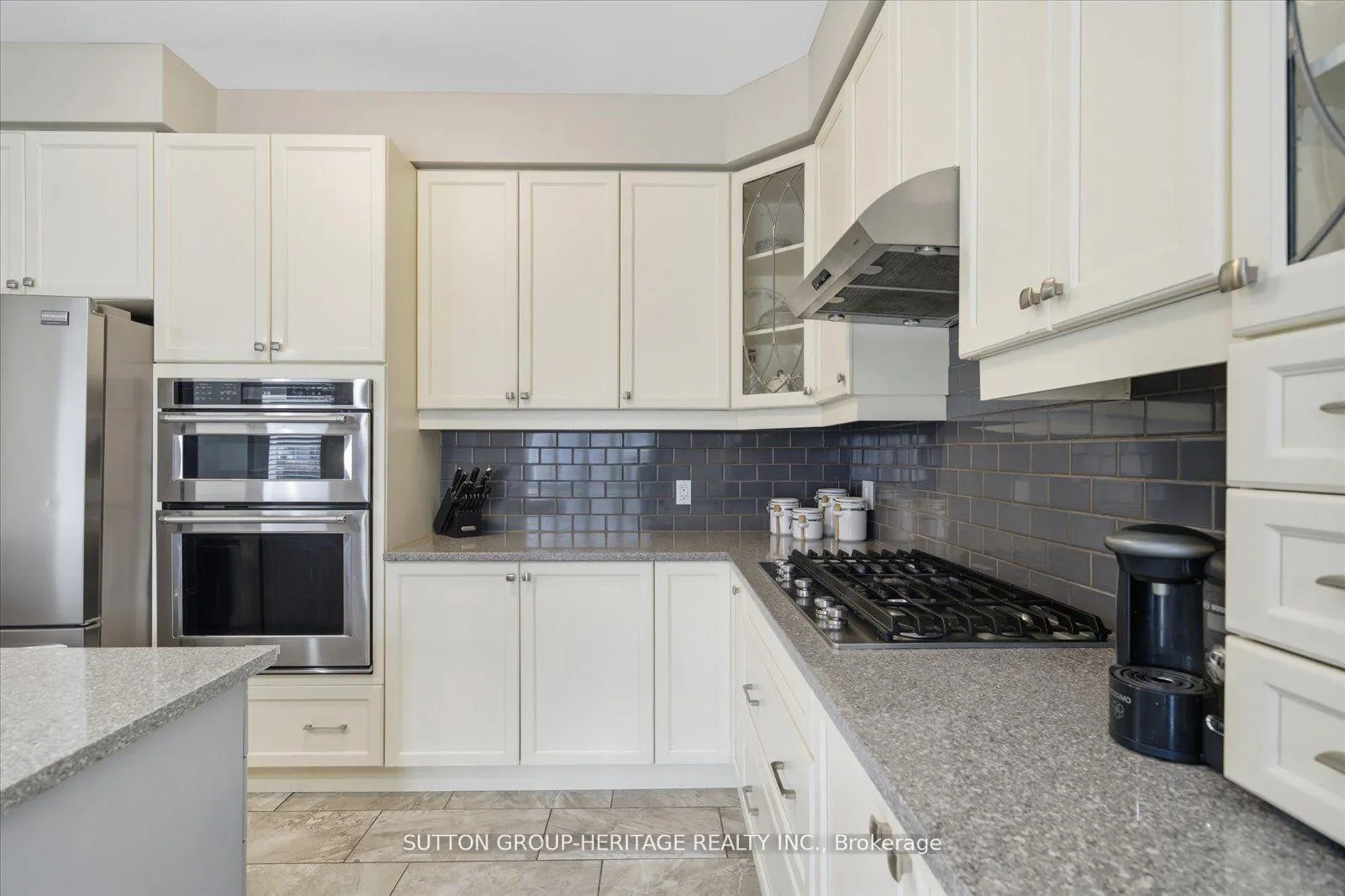 Photo 15 of 88 Roy Nichols Drive, Clarington, Courtice — HOMEH