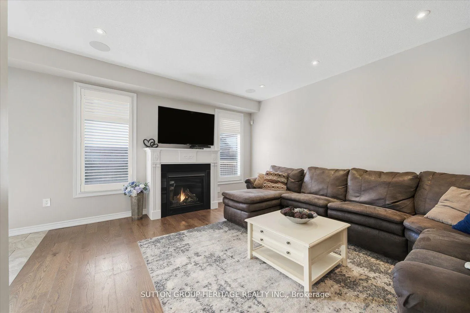 Photo 20 of 88 Roy Nichols Drive, Clarington, Courtice — HOMEH