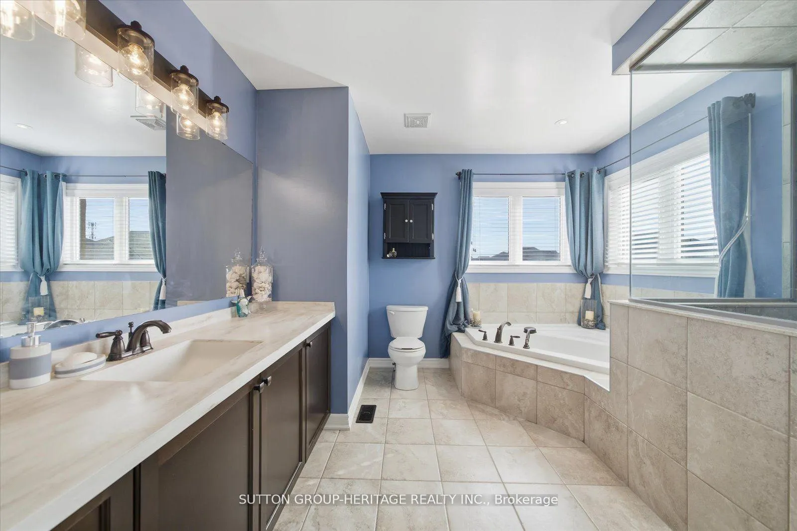 Photo 31 of 88 Roy Nichols Drive, Clarington, Courtice — HOMEH