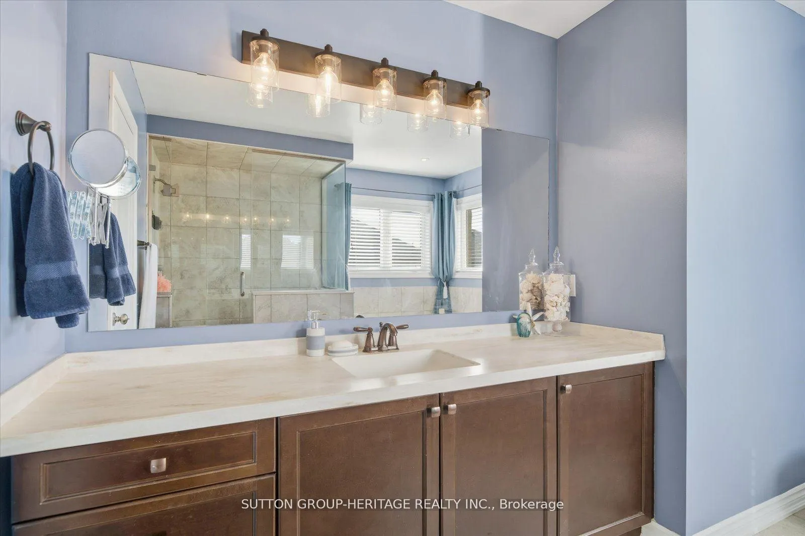 Photo 33 of 88 Roy Nichols Drive, Clarington, Courtice — HOMEH