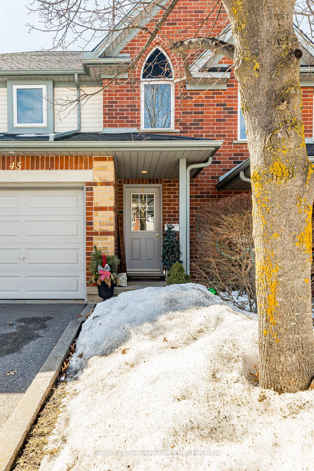 Photo 3 of Unit 45, 920 Edinburgh Road S, Guelph, Kortright West — HOMEH
