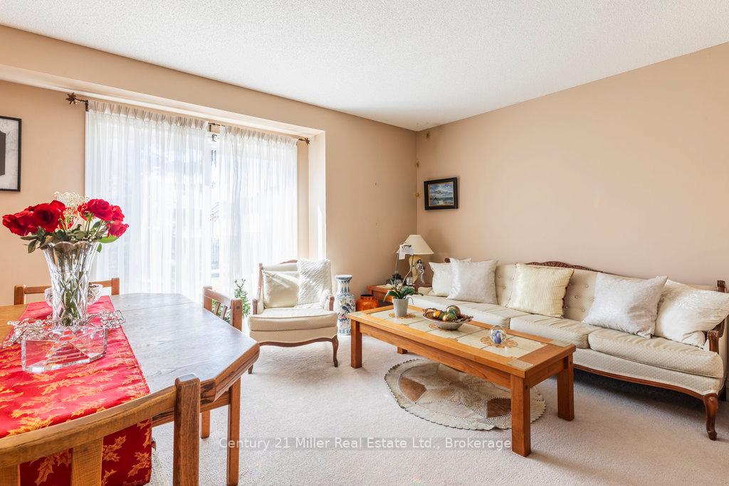 Photo 7 of Unit 45, 920 Edinburgh Road S, Guelph, Kortright West — HOMEH