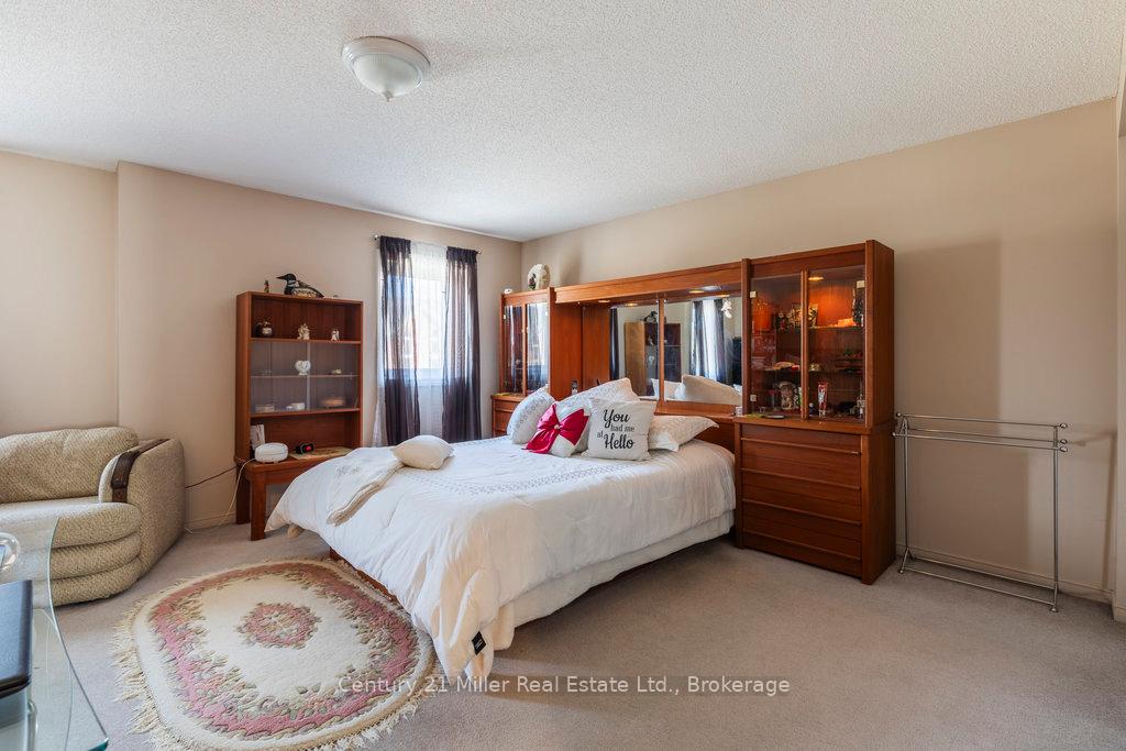 Photo 16 of Unit 45, 920 Edinburgh Road S, Guelph, Kortright West — HOMEH