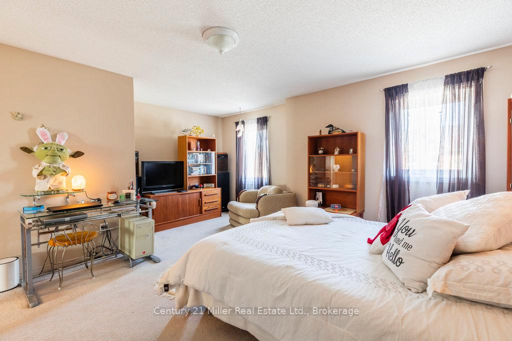 Photo 17 of Unit 45, 920 Edinburgh Road S, Guelph, Kortright West — HOMEH