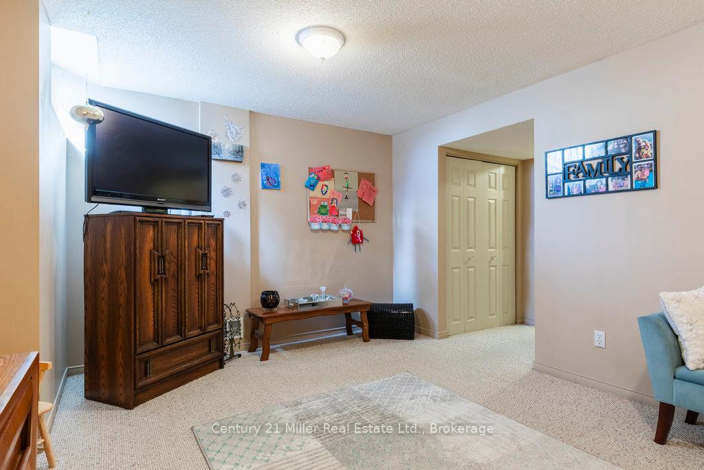 Photo 28 of Unit 45, 920 Edinburgh Road S, Guelph, Kortright West — HOMEH