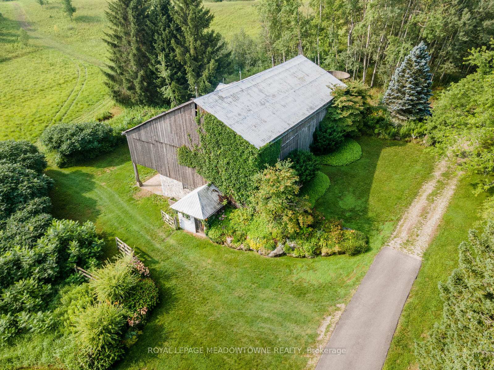 Photo 19 of 5886 Third Line, Erin, Rural Erin — HOMEH