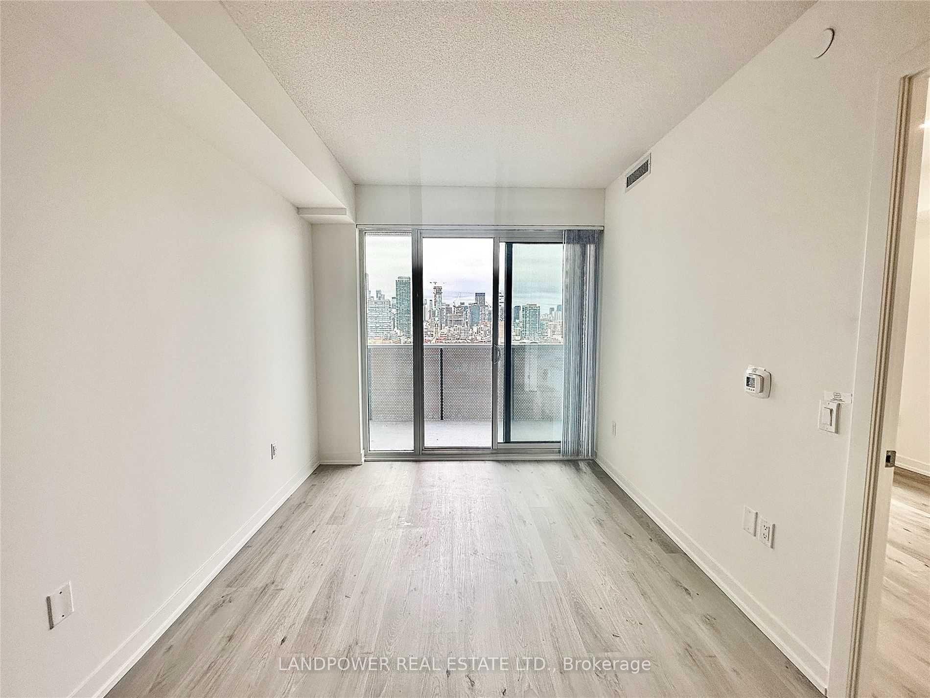 Photo 5 of Unit 2001, 138 Downes Street, Toronto, Waterfront Communities — HOMEH
