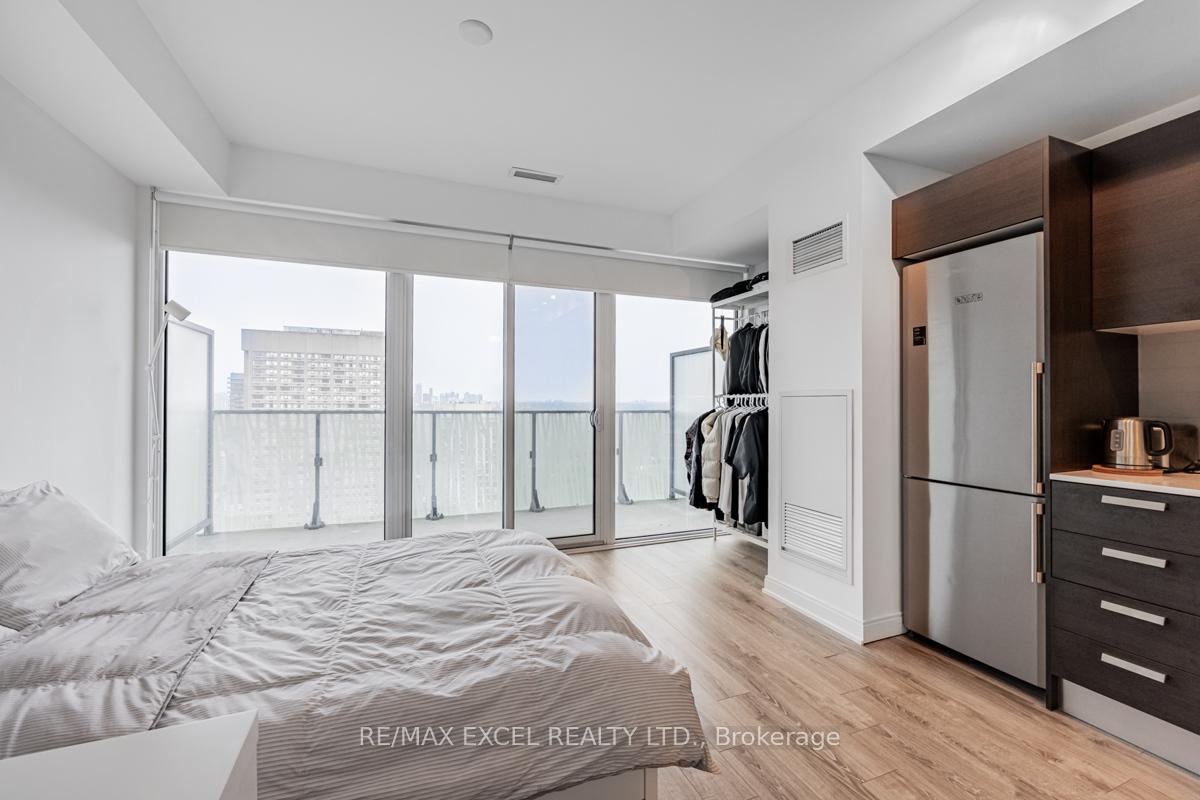 Photo 4 of Unit 3407, 42 Charles Street E, Toronto, Church-Yonge Corridor — HOMEH
