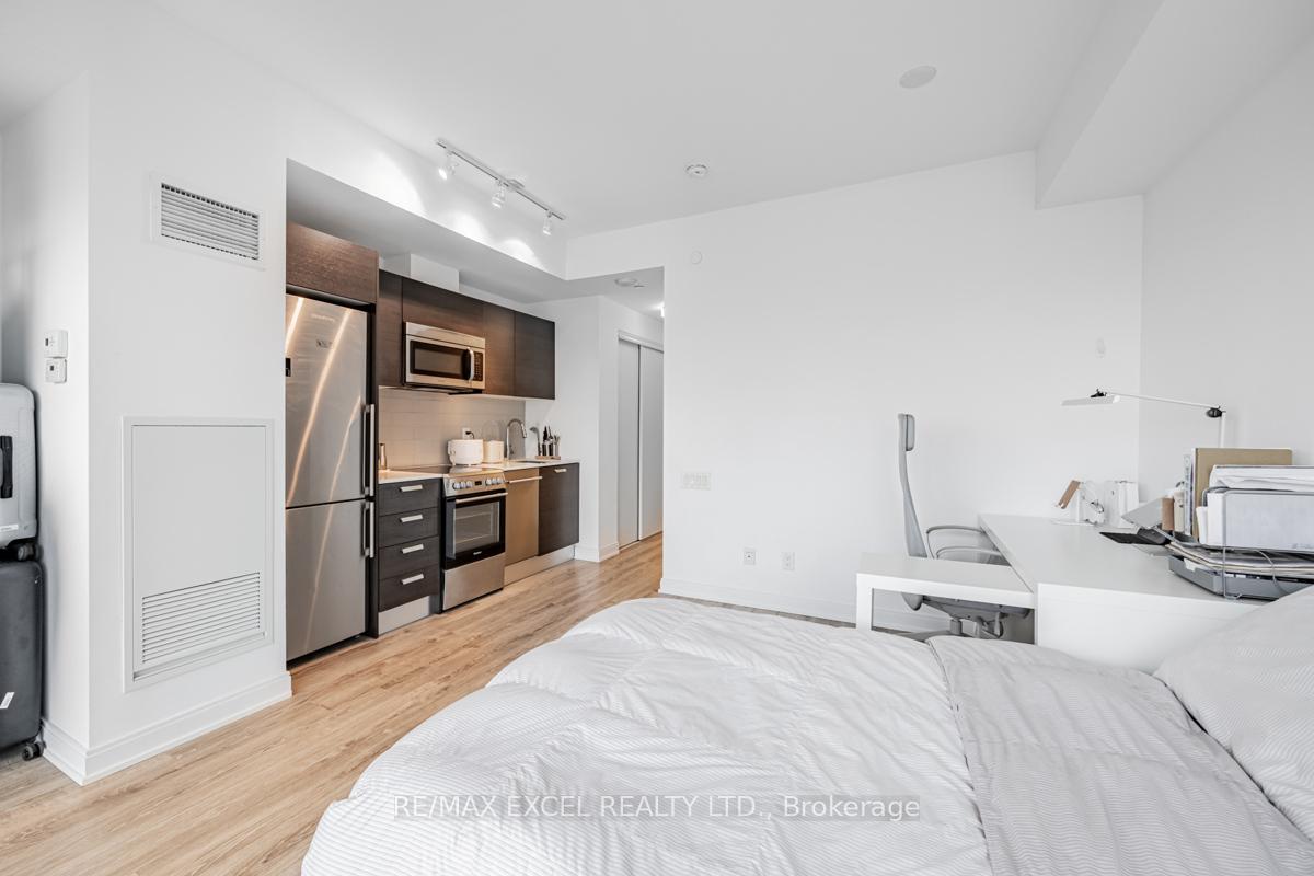 Photo 7 of Unit 3407, 42 Charles Street E, Toronto, Church-Yonge Corridor — HOMEH