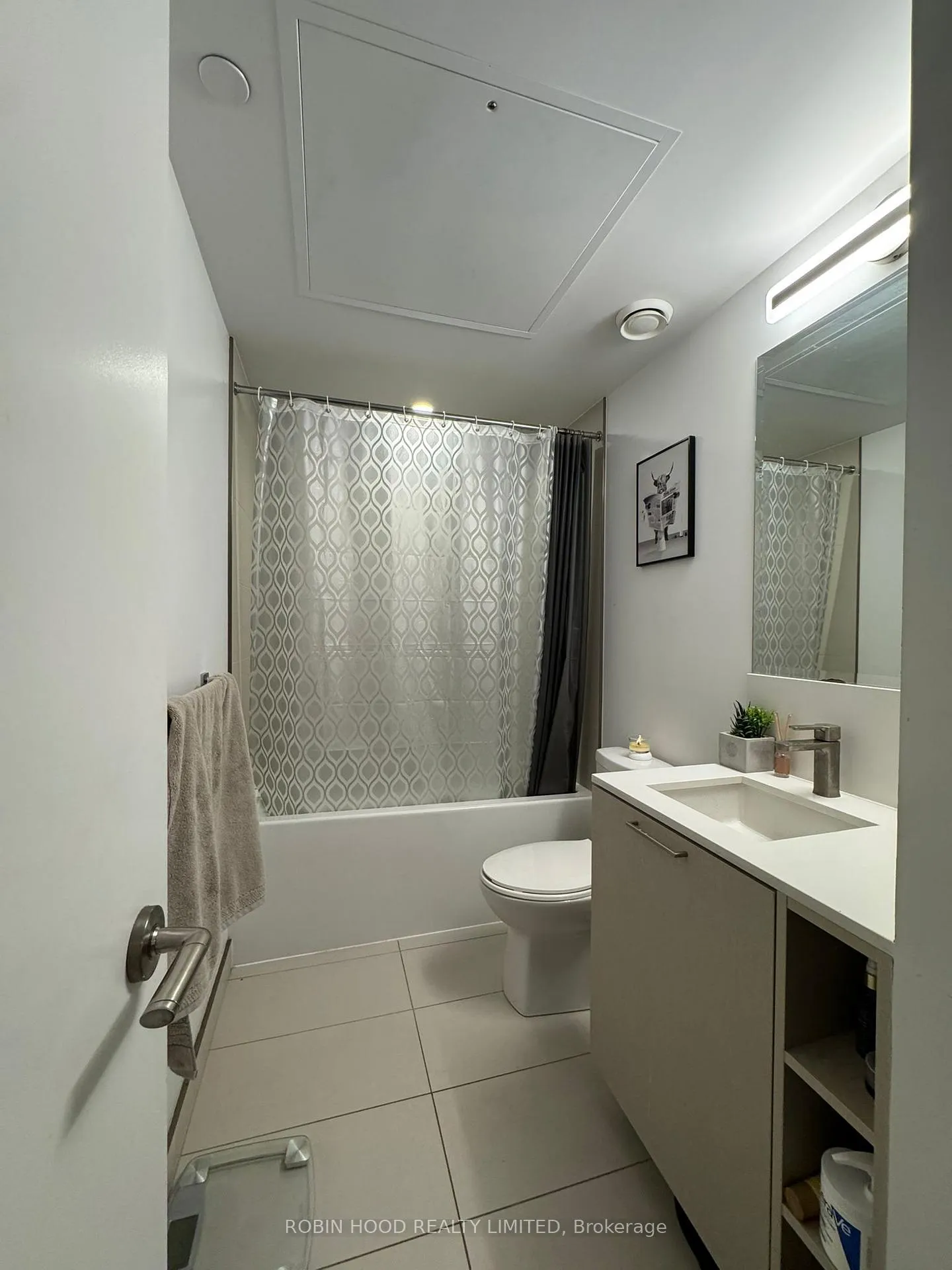Photo 7 of Unit 1811, 19 Western Battery Road, Toronto, Niagara — HOMEH