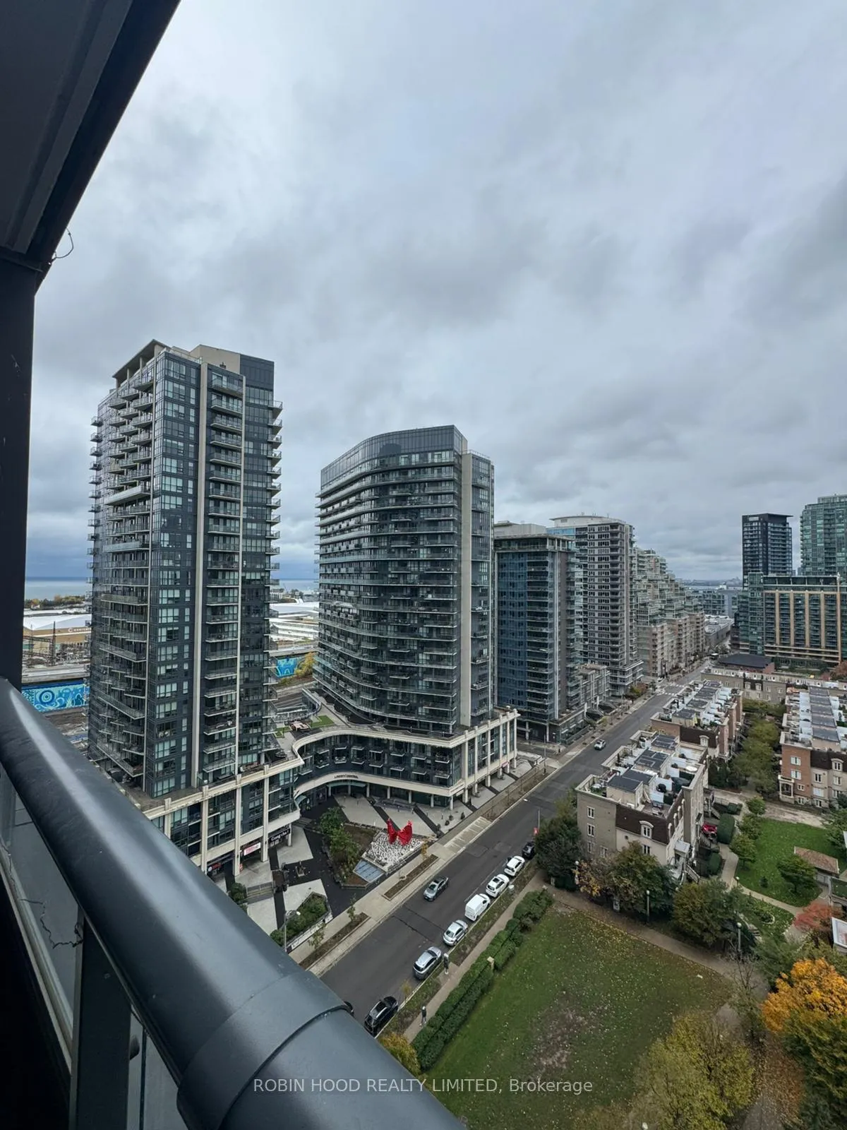Photo 9 of Unit 1811, 19 Western Battery Road, Toronto, Niagara — HOMEH