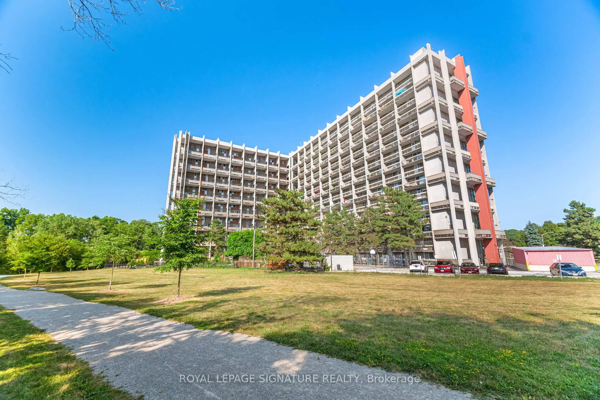 Photo 1 of Unit 447, 350 Quigley Road, Hamilton, Vincent — HOMEH