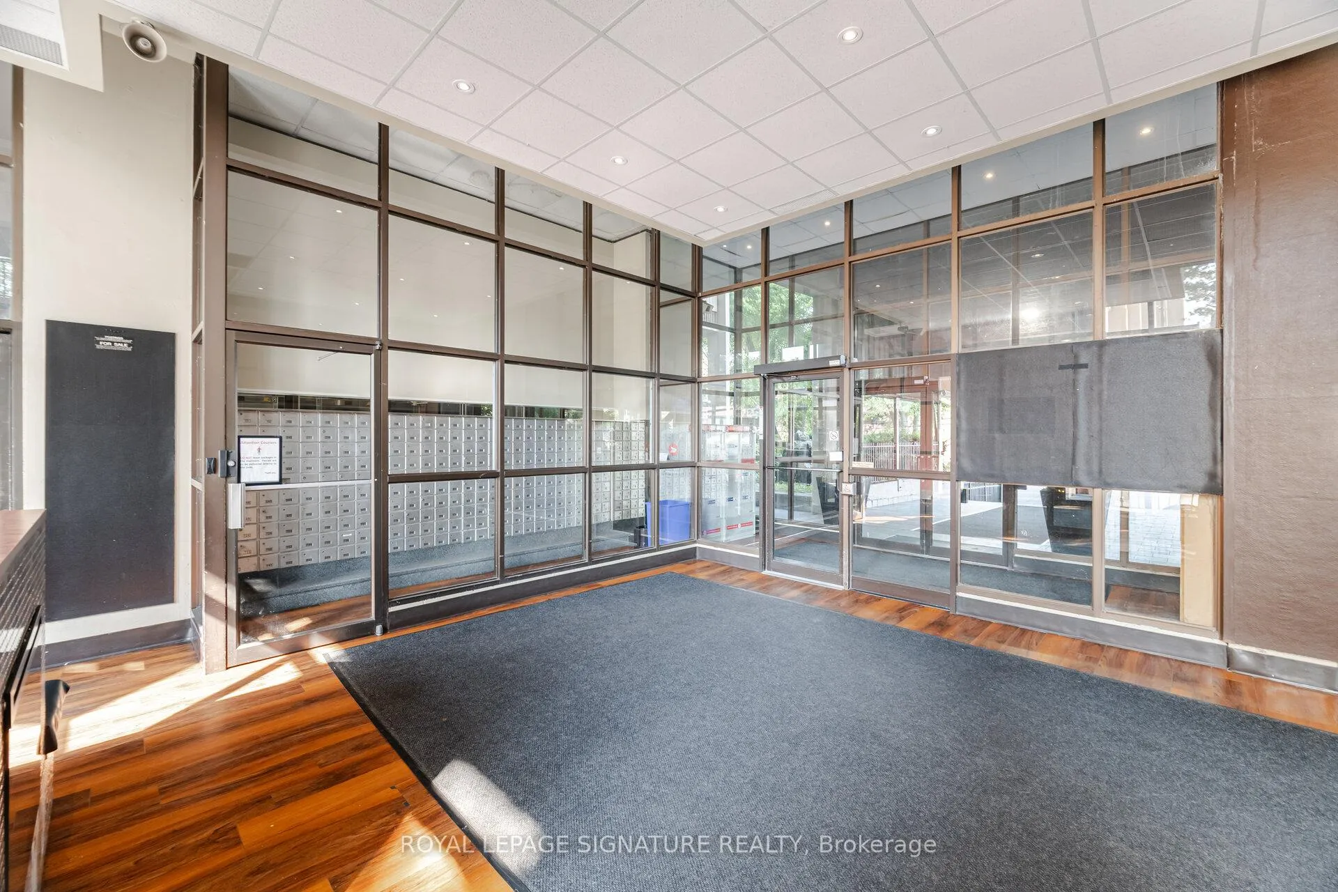 Photo 5 of Unit 447, 350 Quigley Road, Hamilton, Vincent — HOMEH