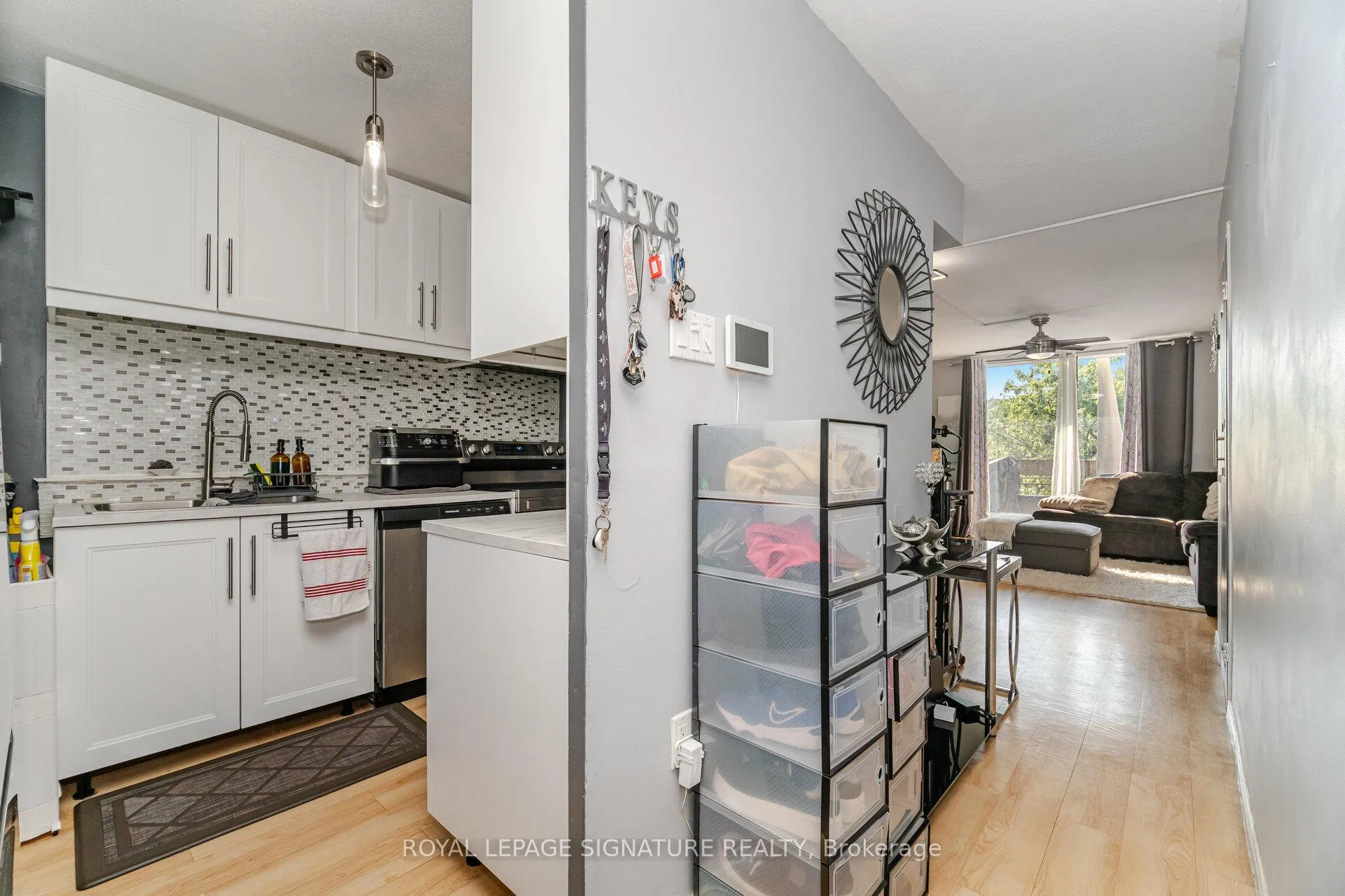 Photo 9 of Unit 447, 350 Quigley Road, Hamilton, Vincent — HOMEH