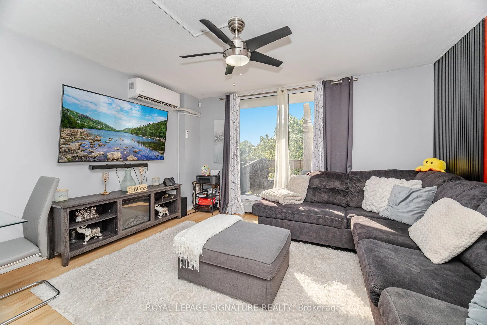 Photo 10 of Unit 447, 350 Quigley Road, Hamilton, Vincent — HOMEH