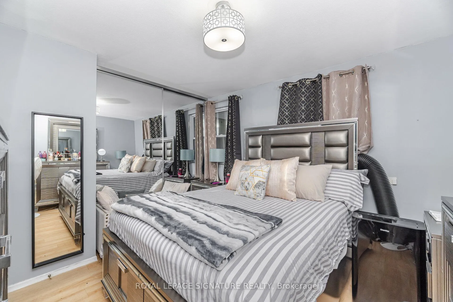 Photo 27 of Unit 447, 350 Quigley Road, Hamilton, Vincent — HOMEH