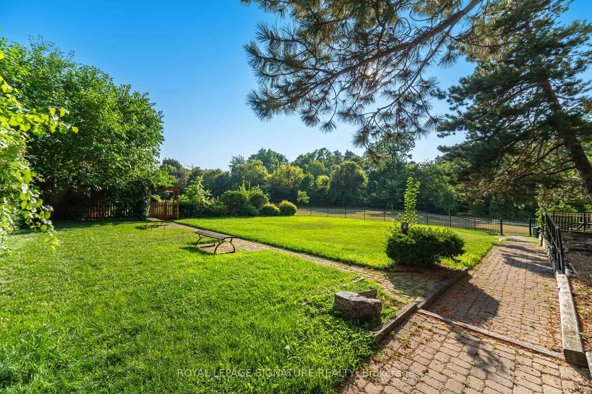 Photo 39 of Unit 447, 350 Quigley Road, Hamilton, Vincent — HOMEH