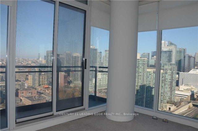 Photo 7 of Unit 3703, 25 Capreol Court, Toronto, Waterfront Communities — HOMEH