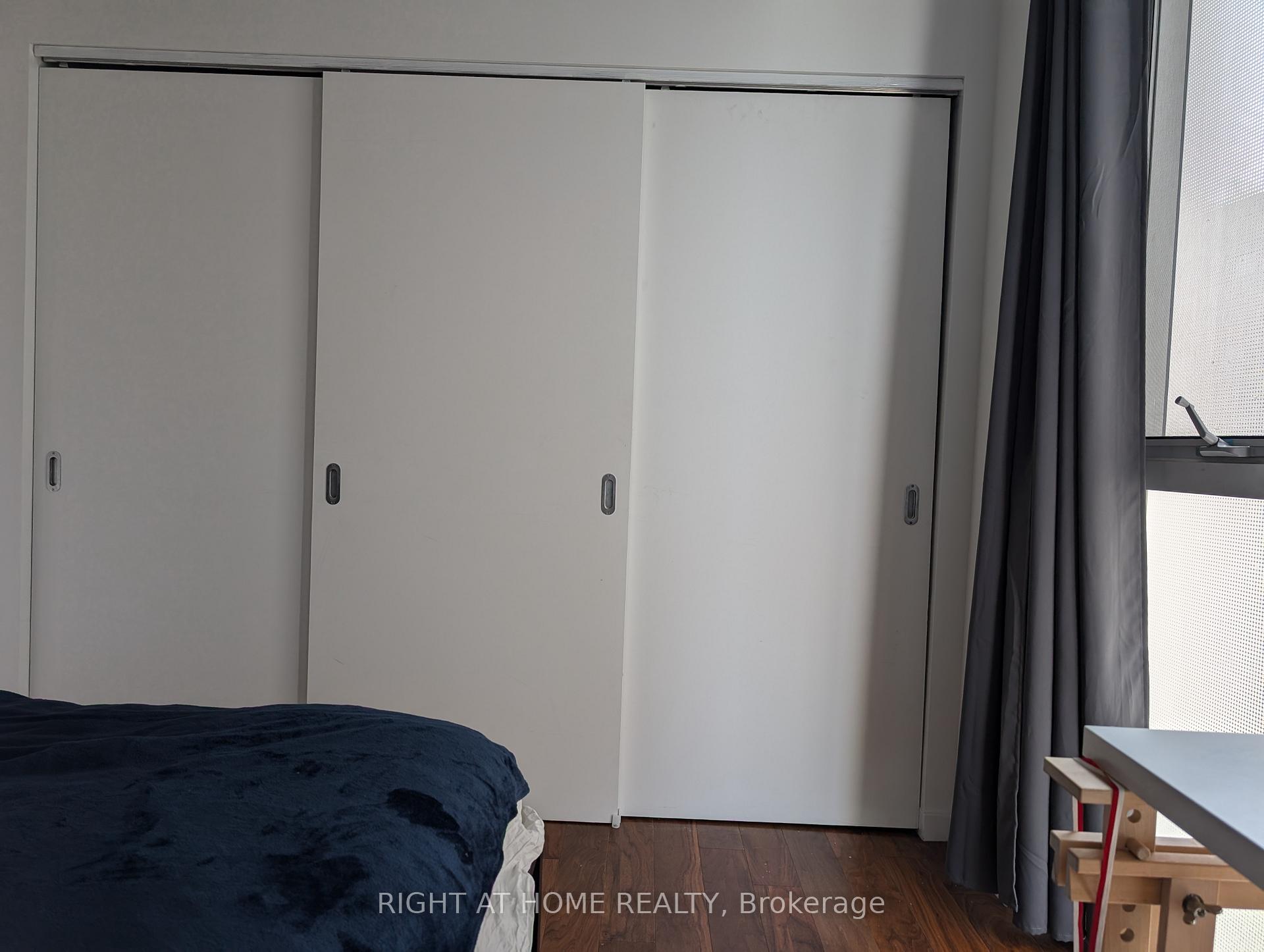 Photo 6 of Unit 618, 32 Trolley Crescent, Toronto, Moss Park — HOMEH