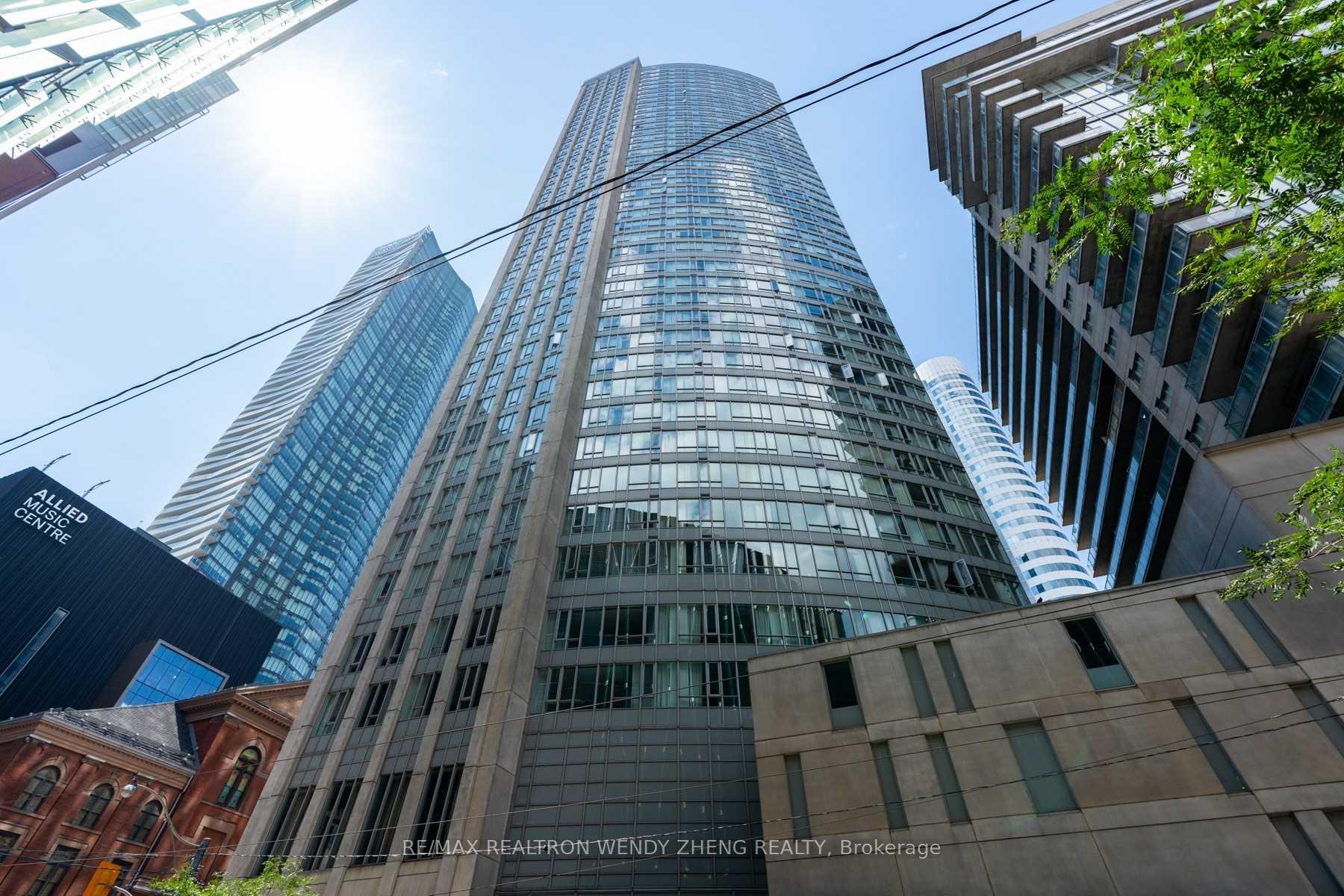 Front of Unit 4203, 210 Victoria Street