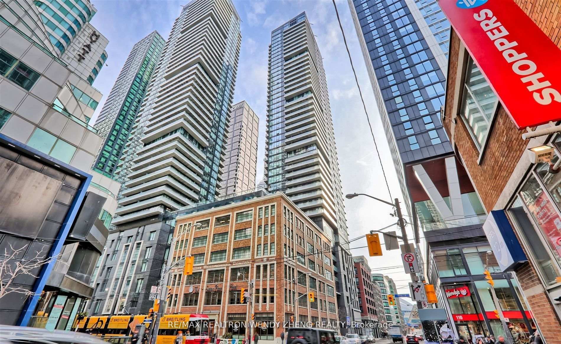 Photo 1 of Unit 4209, 125 Blue Jays Way, Toronto, Waterfront Communities — HOMEH