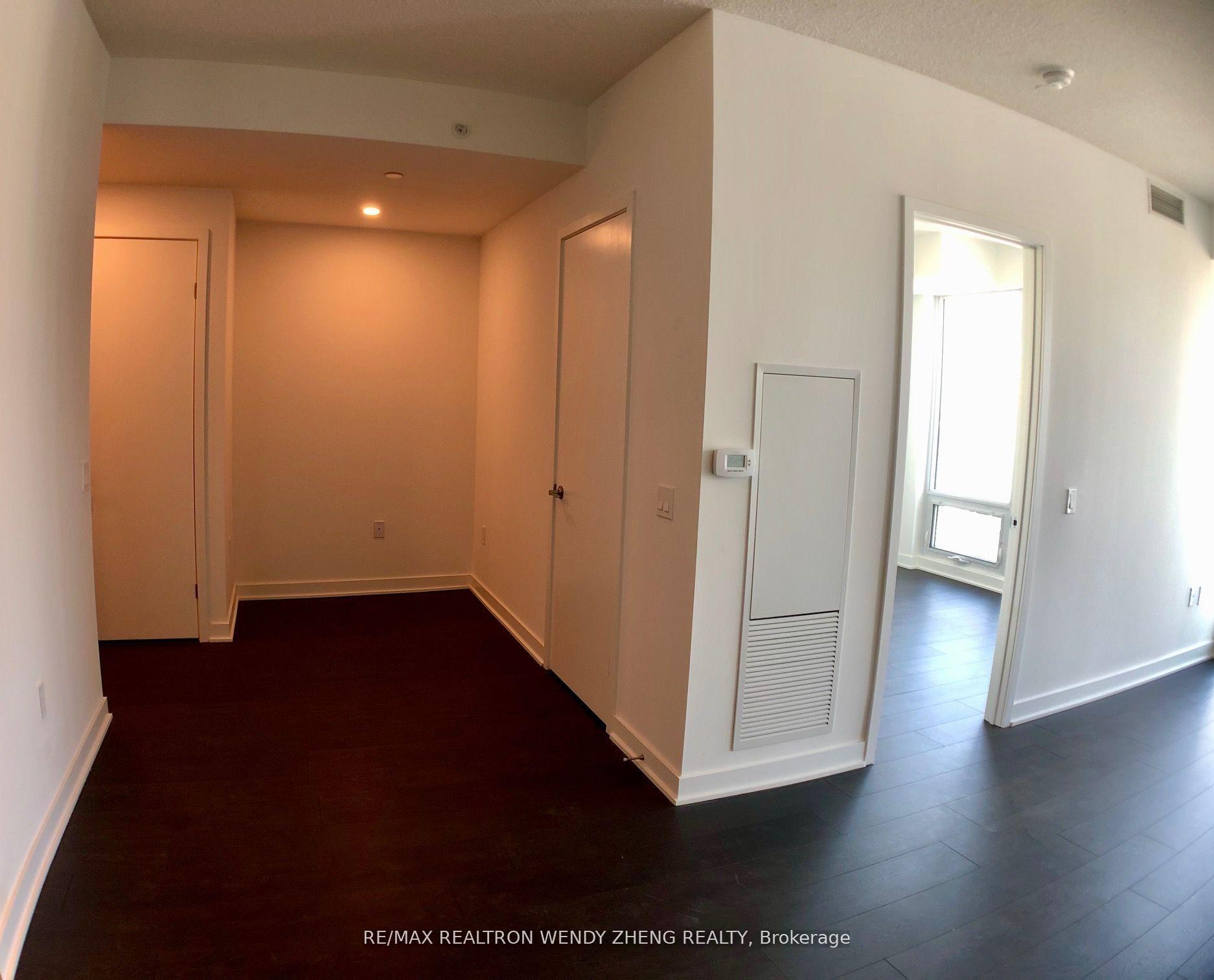 Photo 7 of Unit 4209, 125 Blue Jays Way, Toronto, Waterfront Communities — HOMEH