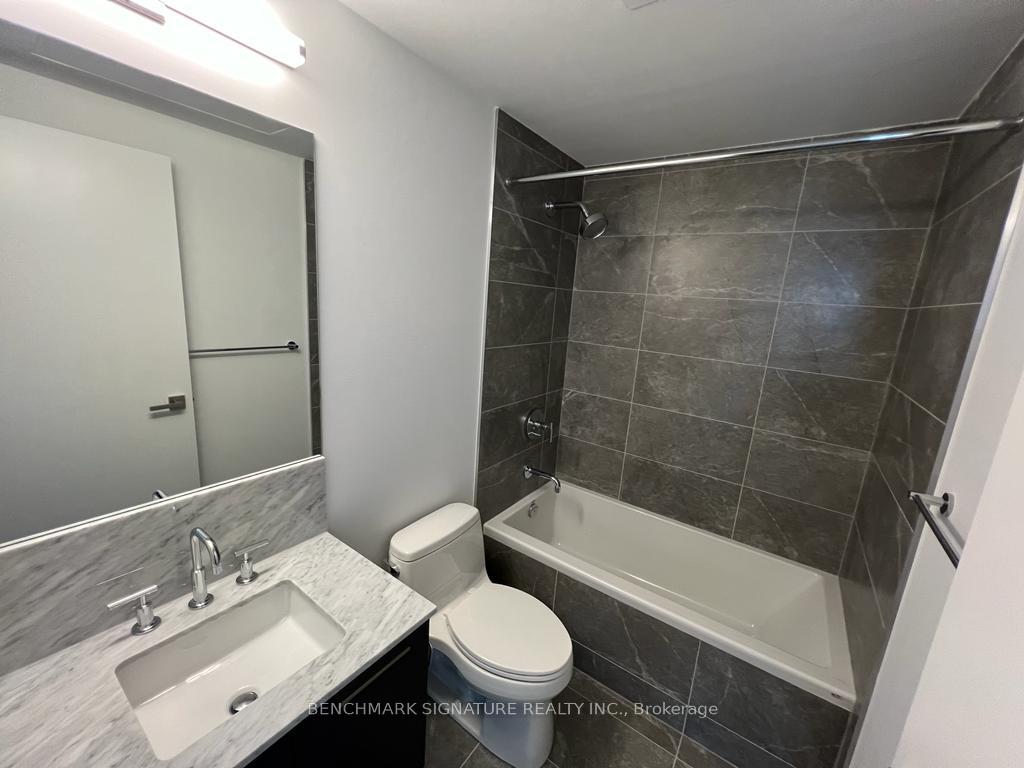 Photo 11 of Unit 1904, 3 Gloucester Street, Toronto, Church-Yonge Corridor — HOMEH