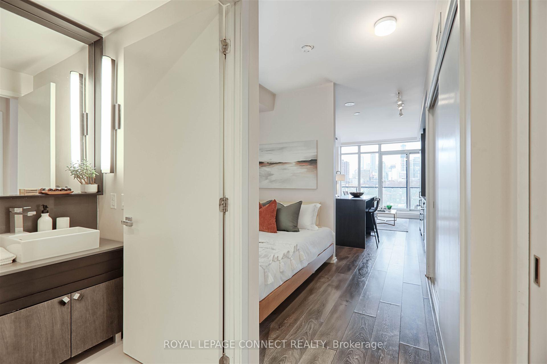 Photo 6 of Unit 503, 783 Bathurst Street, Toronto, University — HOMEH