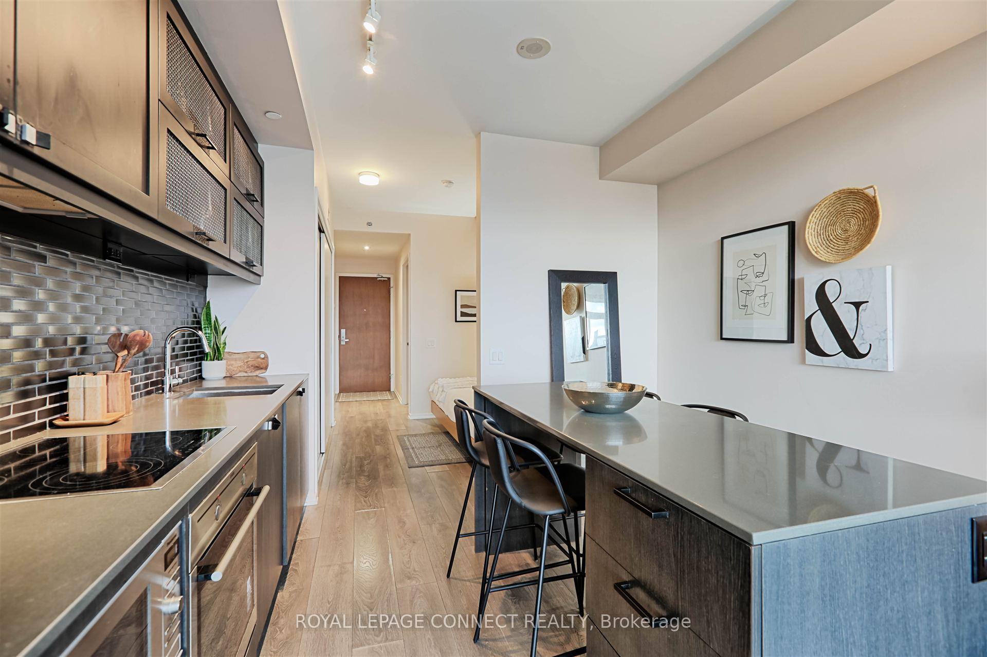 Photo 8 of Unit 503, 783 Bathurst Street, Toronto, University — HOMEH