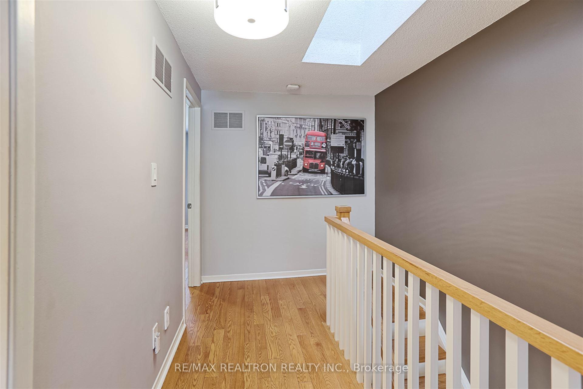 Photo 15 of 21 Nottinghill Road, Markham, German Mills — HOMEH