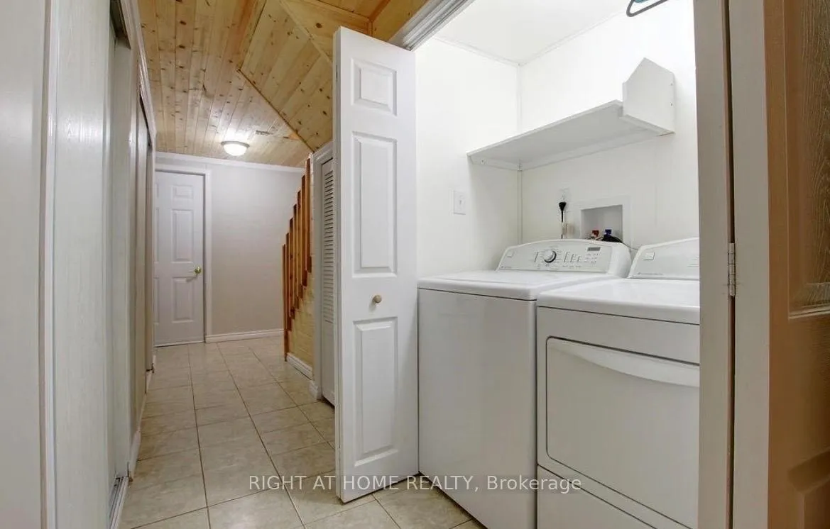 Photo 11 of Unit 43, 104 Frances Avenue, Hamilton, Lakeshore — HOMEH