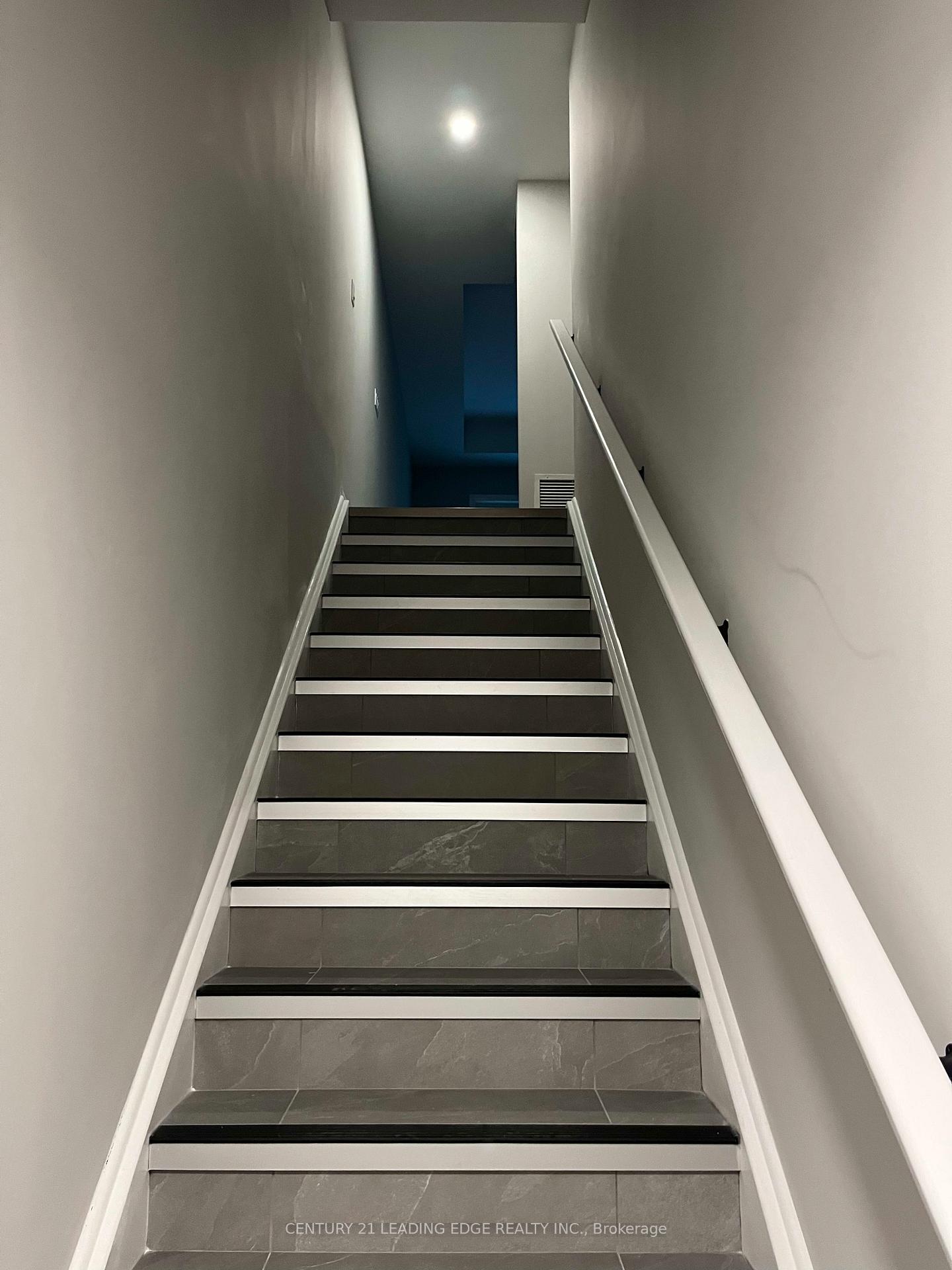Photo 3 of Unit 305, 708 Woolwich Street, Guelph, Riverside Park — HOMEH