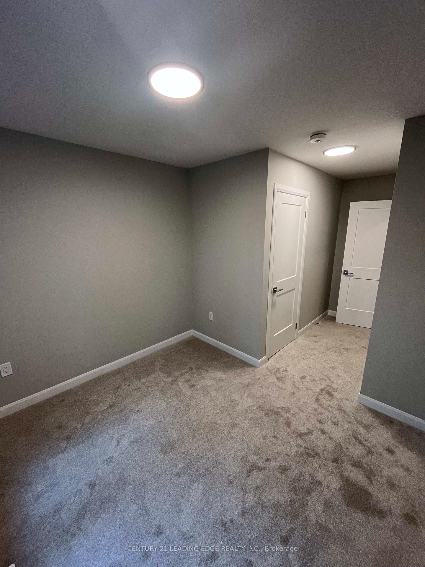 Photo 8 of Unit 305, 708 Woolwich Street, Guelph, Riverside Park — HOMEH