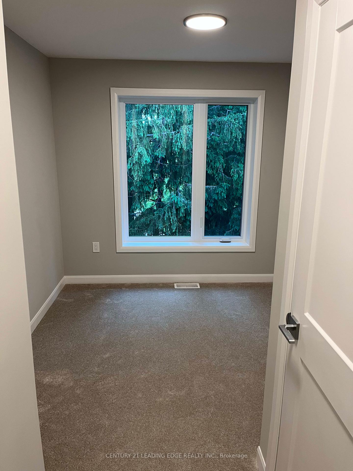 Photo 20 of Unit 305, 708 Woolwich Street, Guelph, Riverside Park — HOMEH