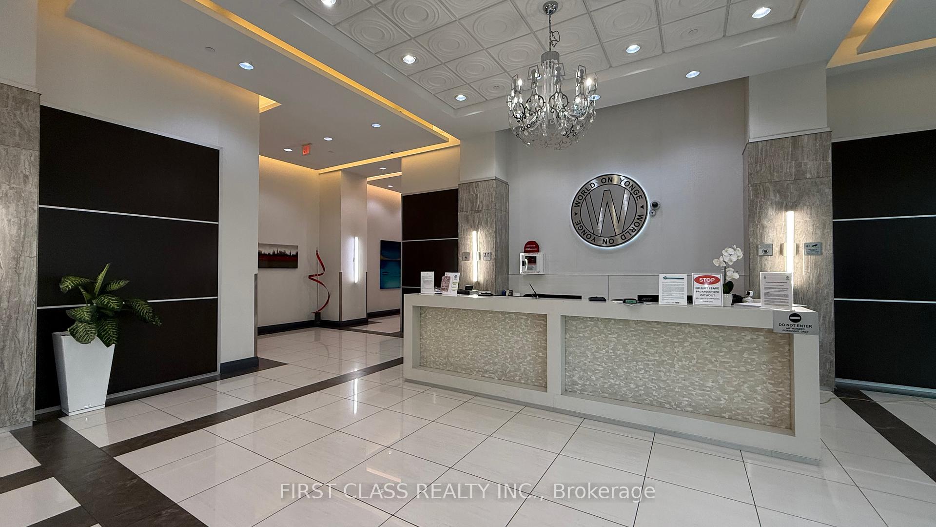 Photo 5 of Unit 2606, 7171 Yonge Street, Markham, Thornhill — HOMEH