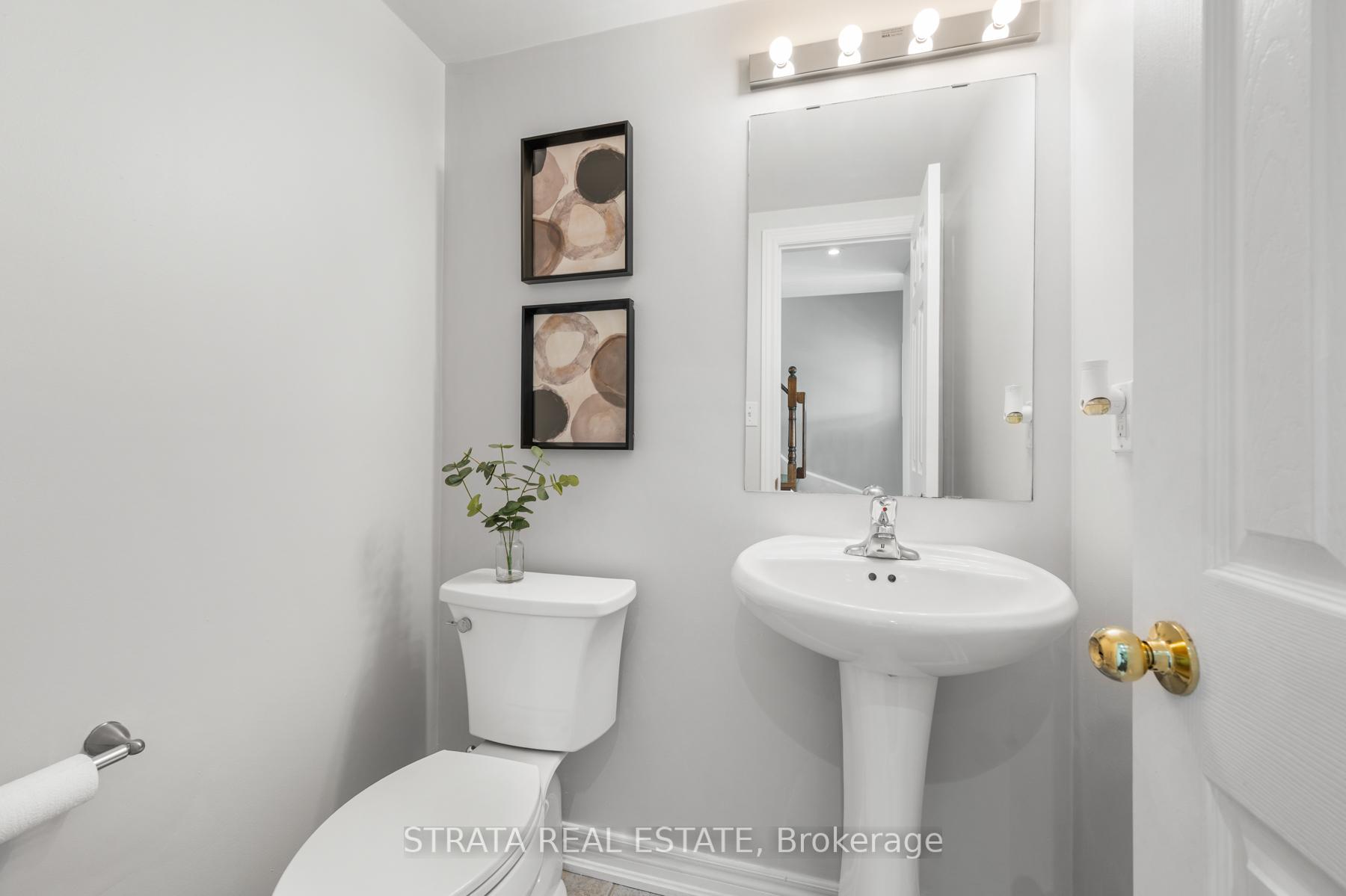 Photo 8 of Unit 10, 20 Oakins Lane, Ajax, Northwest Ajax — HOMEH