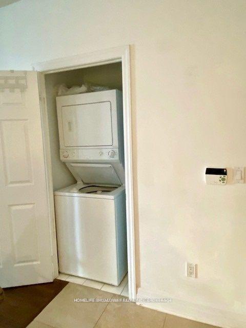 Photo 13 of Unit 1005, 35 Balmuto Street, Toronto, Bay Street Corridor — HOMEH
