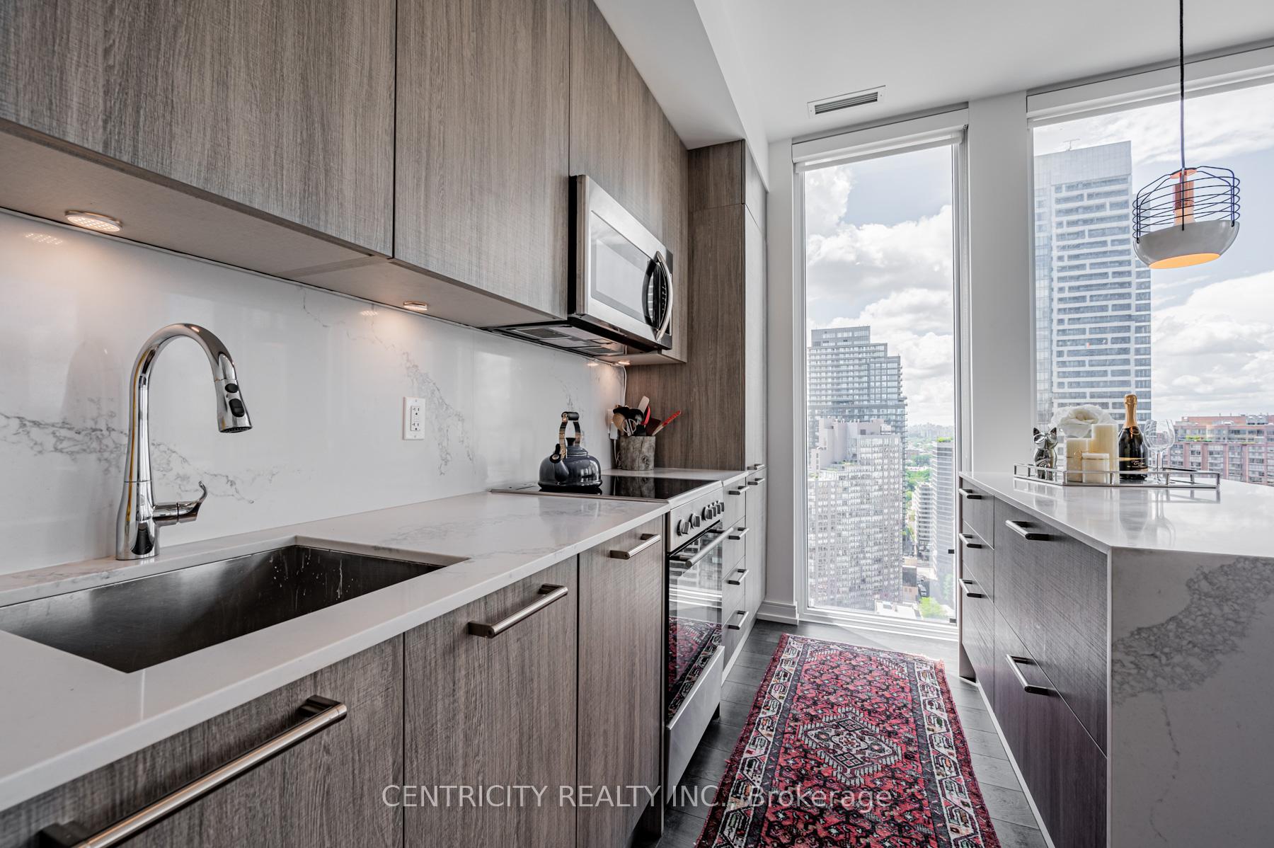 Photo 8 of Unit 3009, 28 Wellesley Street E, Toronto, Church-Yonge Corridor — HOMEH