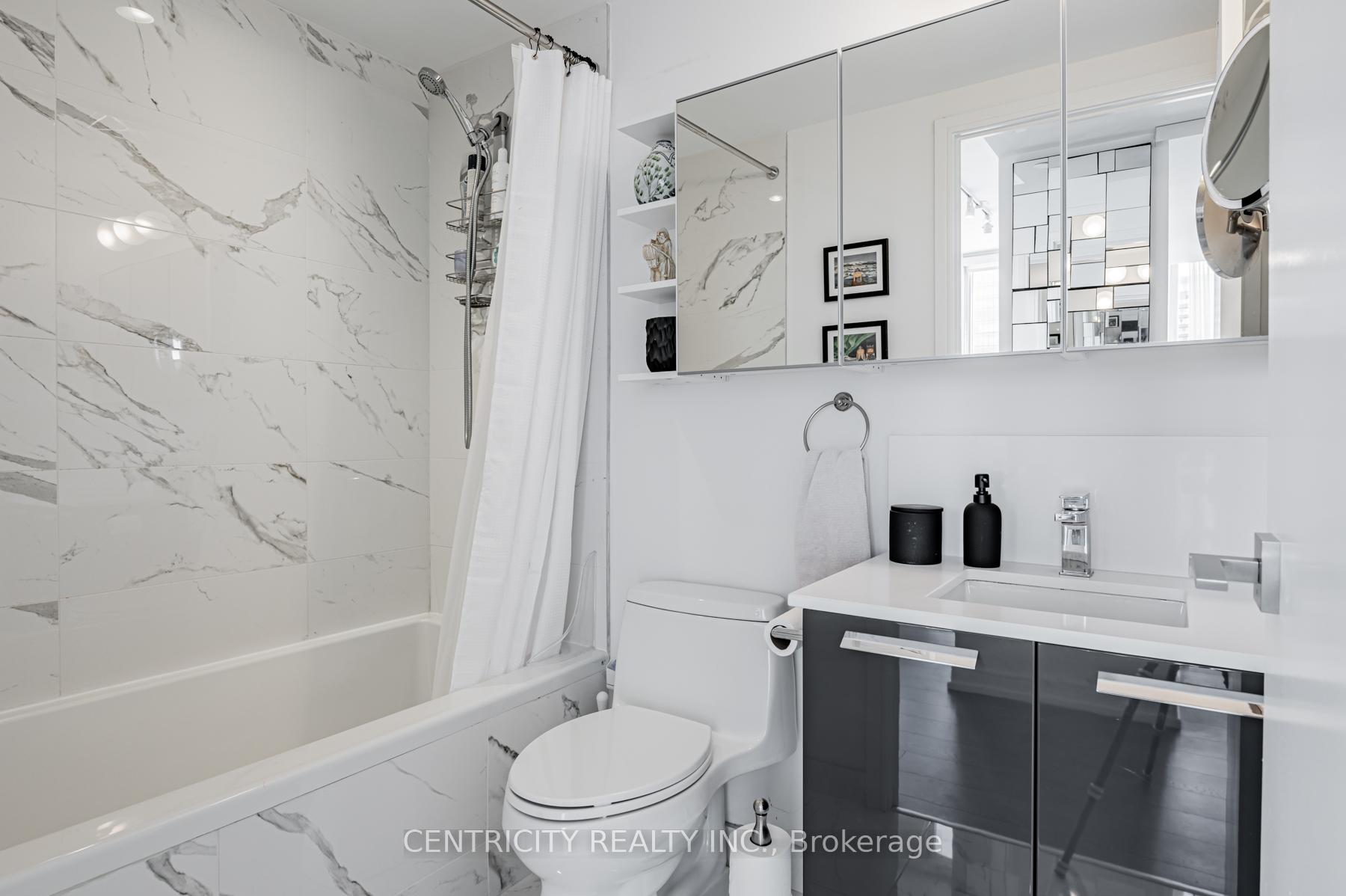Photo 12 of Unit 3009, 28 Wellesley Street E, Toronto, Church-Yonge Corridor — HOMEH