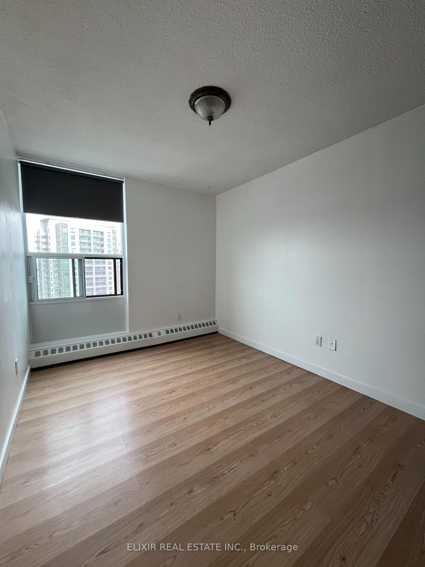 Photo 6 of Unit 1609, 1210 Radom Street, Pickering, Bay Ridges — HOMEH