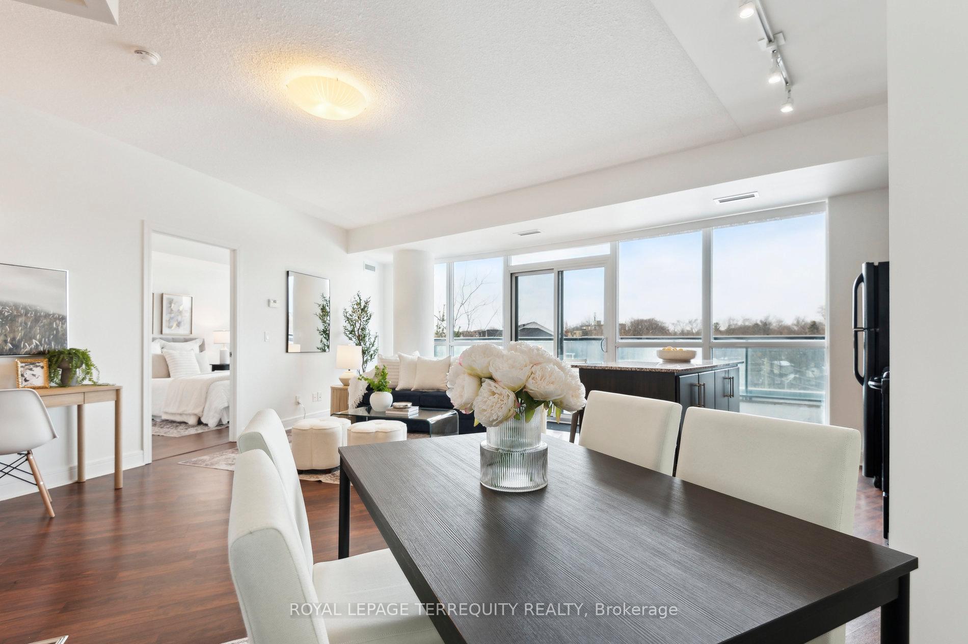 Photo 11 of Unit 321, 35 Brian Peck Crescent, Toronto, Thorncliffe Park — HOMEH