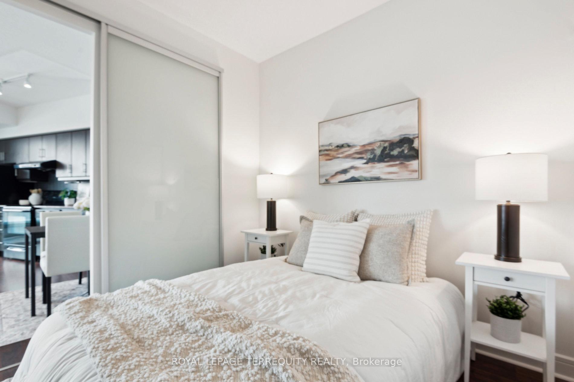 Photo 16 of Unit 321, 35 Brian Peck Crescent, Toronto, Thorncliffe Park — HOMEH