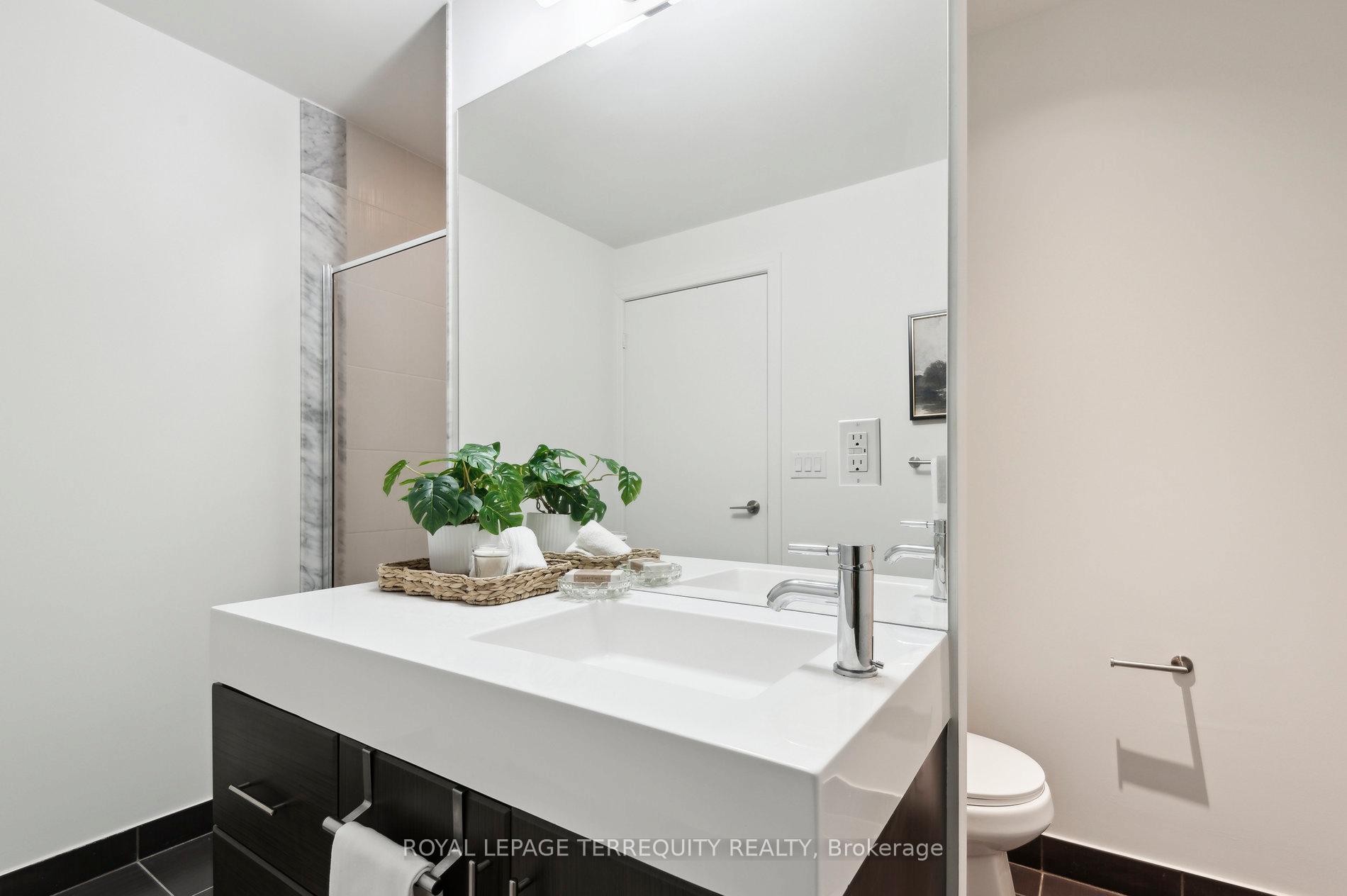 Photo 18 of Unit 321, 35 Brian Peck Crescent, Toronto, Thorncliffe Park — HOMEH